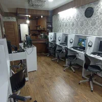 میز و کامپیوتر بصورت کامل