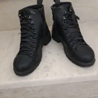 کفش نیم بوت سایز ۳۷ مشکی