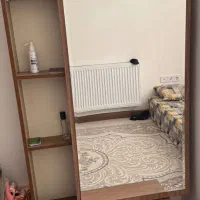 کنسول و آینه قدی