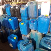 گالن آبی و مشکی|مصالح و تجهیزات ساختمان|یزد, |دیوار