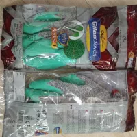 ماسک N95 و دستکش ایمنی ضد برش