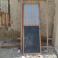 یه عدد جا کولر گازی و یه عدد درب