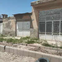 خانه-300متری-قدیمی-دارای-دو-مغازه-و-یه-گاراژ