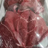 گوشت گوساله سر دست و ران