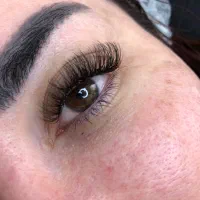 مدل اکستنشن مژه و لیفت|خدمات آرایشگری و زیبایی|رشت, استادسرا|دیوار