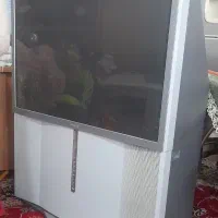 تلویزیون سونی. گاز ۵شعله. ۲ قطعه فرش ۱۲ متری