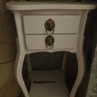 میزتلفن سفید.|میز تلفن|هشتگرد, فاز ۲ مهستان|دیوار