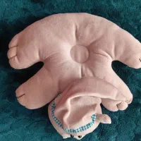 آغوشی و کلاه فرم دهی سر نوزاد|اسباب و اثاث بچه|اصفهان, شهرک کاوه|دیوار