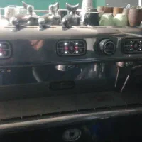 فروش یک عدد دستگاه قهوه اسپرسو ساز سه گروپ