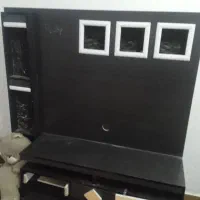 میز تلویزیون در حد نو چراغ دار چهارصد هزار تومن