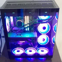 کیس گیمینگ فوقالعاده سالم و تمیز