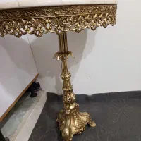 پایه دکوری طرح برنز وگلدان دکوری