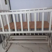 تخت گهواره ای کودک