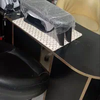 میز و صندلی ناخون کاری