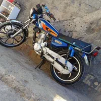 موتور سیکلت 200