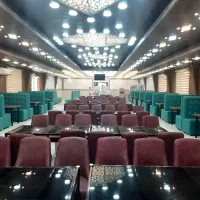 صندلی فلزی تالار