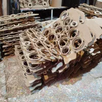 کارگر ساده جوان ایرانی و اتباع با حقوق بالا