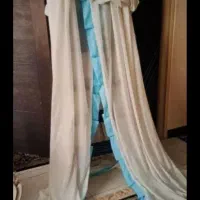 پشه بند یا پرده تزئینی تخت