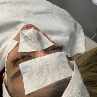 جشنواره‌ی تخفیف بانوان تخصصی فیشیال و پاکسازی