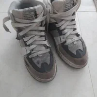 کتونی خیلی کم پوشیده شده سایز40