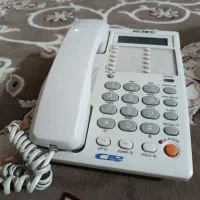 تلفن رو میزی