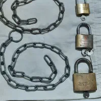 قفل وزنجیر