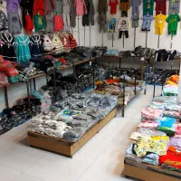 فروشگاه ومغازه انباری حدود ۲۲۰ متر