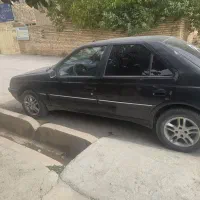 پژو 2000