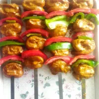 به یک کارگر ساده پای منقلی در کبابی نیازمندیم