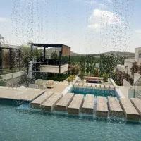 ویلایی ۳۰۰ متری/فرعی دنج اقبال/بدون مُشرِف