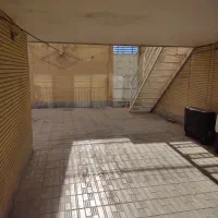 فروش منزل مسکونی یک طبقه بهترین نقطه مبارکه