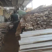 نیروی کار در کارگاه چوب بری