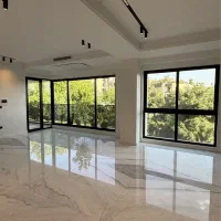 قیطریه مدرن۲۳۰ متر ۳ خواب سویئت مجزا ویو مشرف باغ