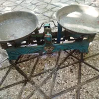 ترازو 20 کیلویی دو کفه ای