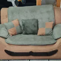 مبل ۷ نفره همراه با میز