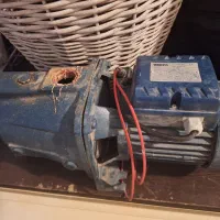 موتور آب و مخزن ۱۰۰۰ لیتری|مصالح و تجهیزات ساختمان|نکا, |دیوار