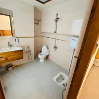 رزرو بهترین نرخ هتل‌های مشهد مقدس|اجارهٔ کوتاه‌مدت آپارتمان و سوئیت|مشهد, آیت الله خامنه‌ای|دیوار