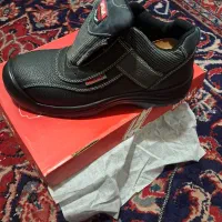 کفش ایمنی یحی مدل۹۹۹