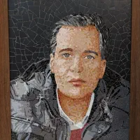 قبول سفارش چهره به سبک موزائیک کاشی شکسته معرق