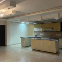 خیابان ۱۲۳ با پارکینگ اختصاصی طبقه اول