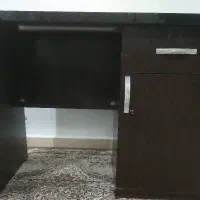 میز تحریر کارکرده در حد