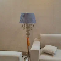 آباژور کنار سالنی