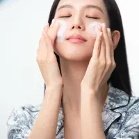 راهنمایی میکنم برا پوست سفید و شاداب