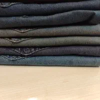 تعدادی شلوار جین برای کار