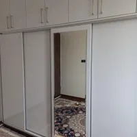 کمد دیواری با یراق و دستگیره با شرایط عالی