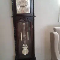 ساعت دیواری وآباژور لوستری