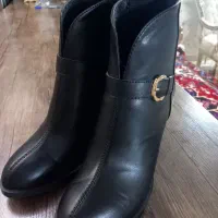 پوتین سایز ۴۰ نو هستش|کیف، کفش، کمربند|اسلام‌شهر, شهرک قائمیه|دیوار