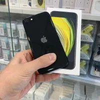 ایفون SE2020در حد نو واقعی