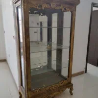 ویترین چوبی