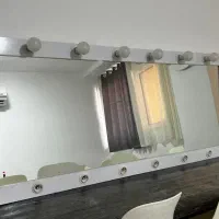 فروش آینه و میزناخن|آرایشگاه و سالن‌های زیبایی|بندرعباس, |دیوار